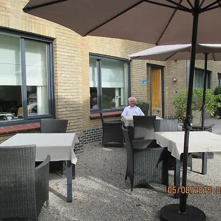 Roseland Bed & Breakfast 3*