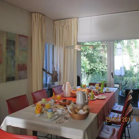 Roseland Bed & Breakfast 3*
